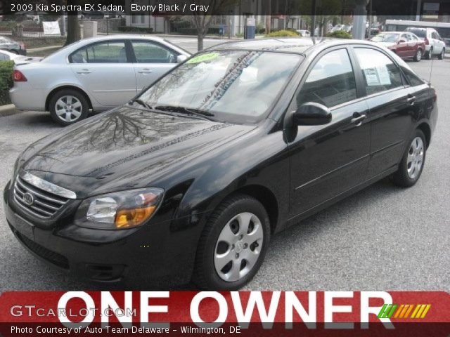 2009 Kia Spectra EX Sedan in Ebony Black