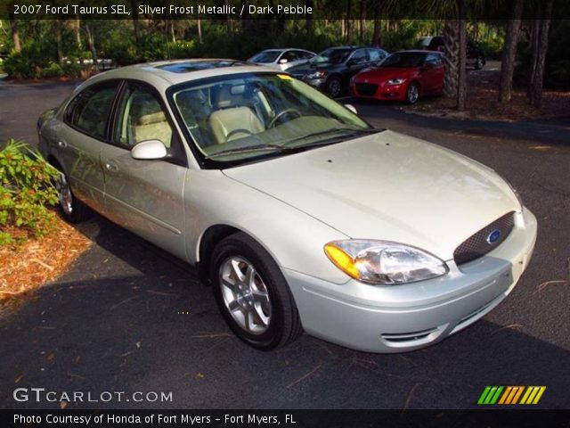 2007 Ford Taurus SEL in Silver Frost Metallic
