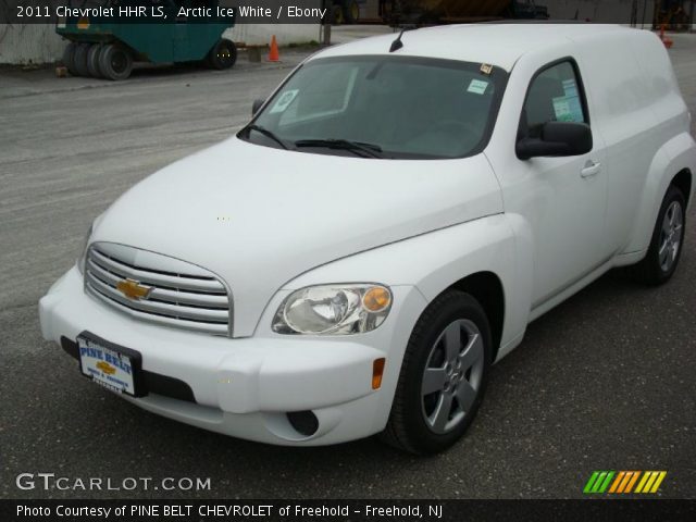 2011 Chevrolet HHR LS in Arctic Ice White
