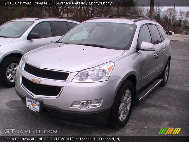 2011 Chevrolet Traverse LT in Silver Ice Metallic