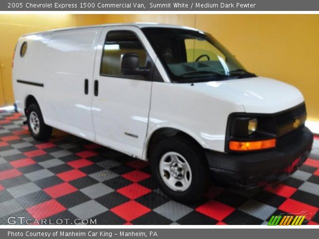 2005 Chevrolet Express 1500 Commercial Van in Summit White