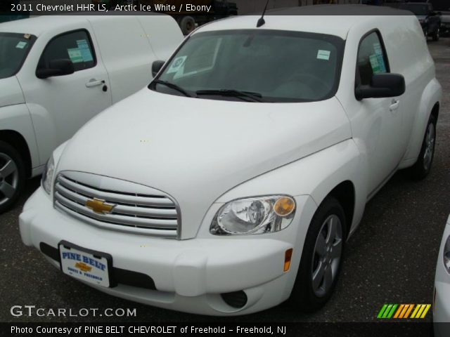 2011 Chevrolet HHR LS in Arctic Ice White
