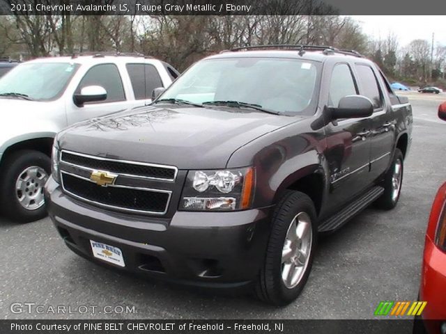 2011 Chevrolet Avalanche LS in Taupe Gray Metallic