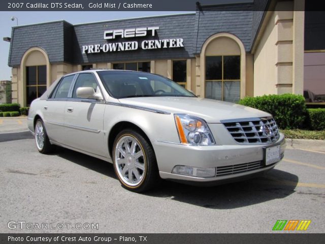 2007 Cadillac DTS Sedan in Gold Mist