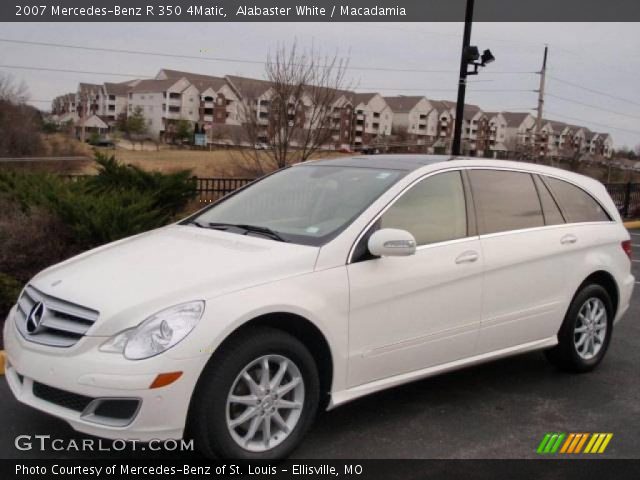 2007 Mercedes-Benz R 350 4Matic in Alabaster White