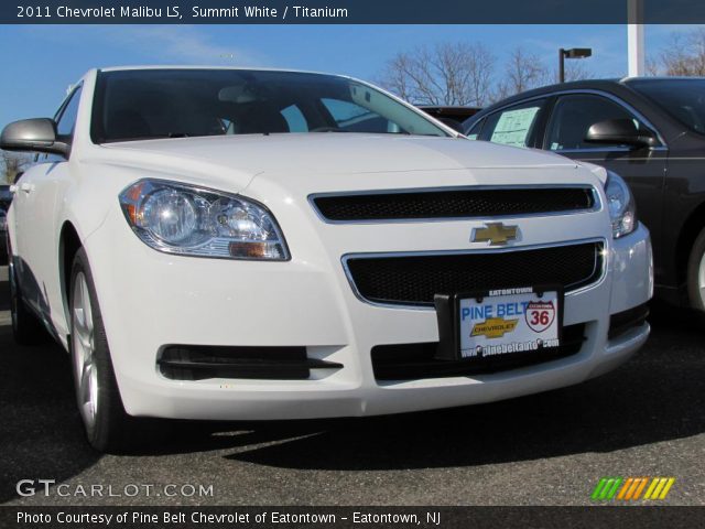 2011 Chevrolet Malibu LS in Summit White