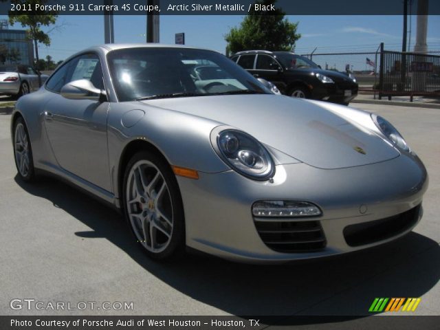 2011 Porsche 911 Carrera 4S Coupe in Arctic Silver Metallic