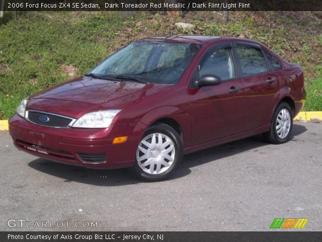 2006 Ford Focus ZX4 SE Sedan in Dark Toreador Red Metallic