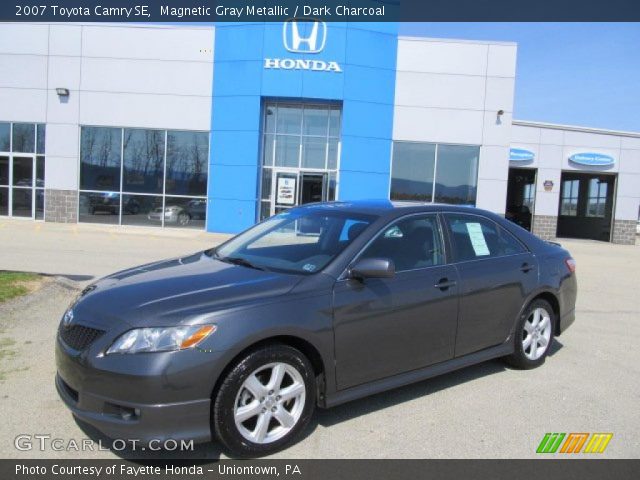 2007 Toyota Camry SE in Magnetic Gray Metallic