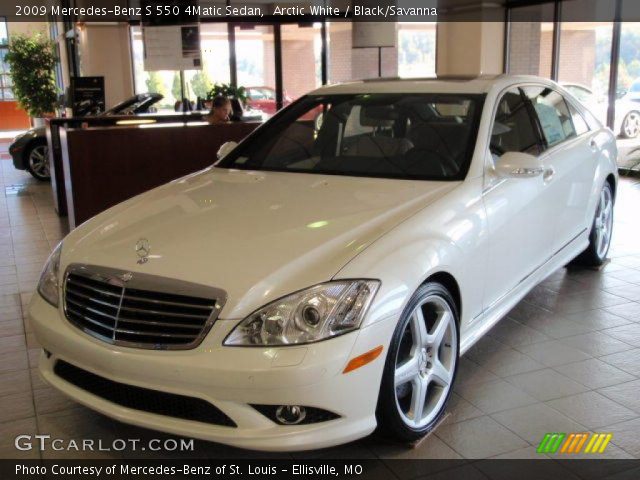 2009 Mercedes-Benz S 550 4Matic Sedan in Arctic White