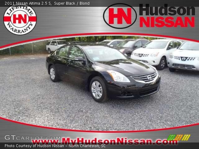 2011 Nissan Altima 2.5 S in Super Black