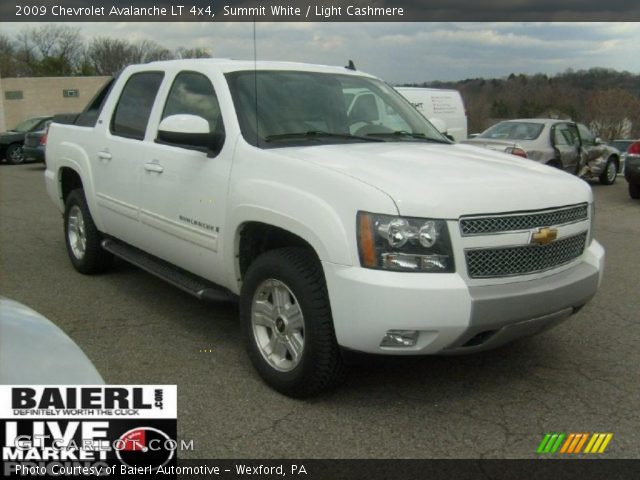 2009 Chevrolet Avalanche LT 4x4 in Summit White