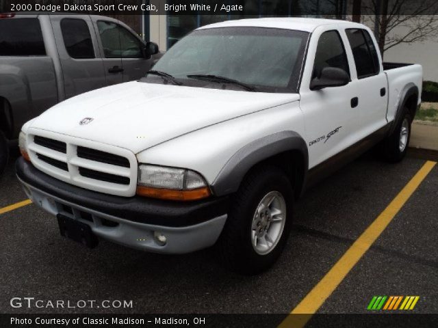 2000 Dodge Dakota Sport Crew Cab in Bright White
