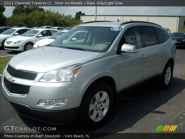 2011 Chevrolet Traverse LT in Silver Ice Metallic