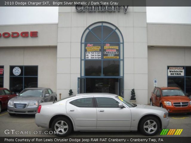 2010 Dodge Charger SXT in Bright Silver Metallic