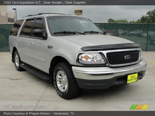 2002 Ford Expedition XLT in Silver Metallic