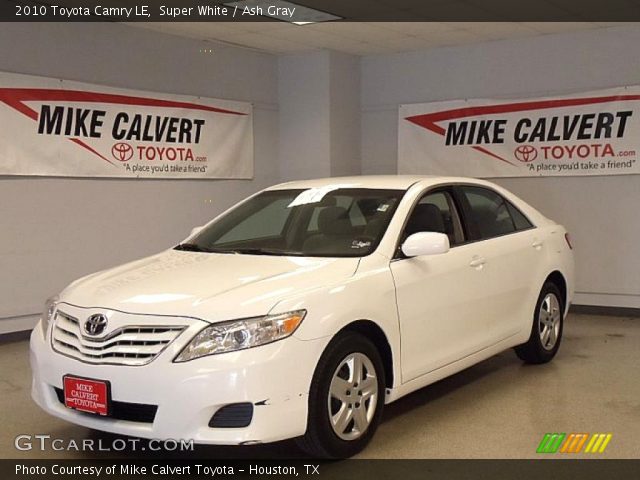 2010 Toyota Camry LE in Super White