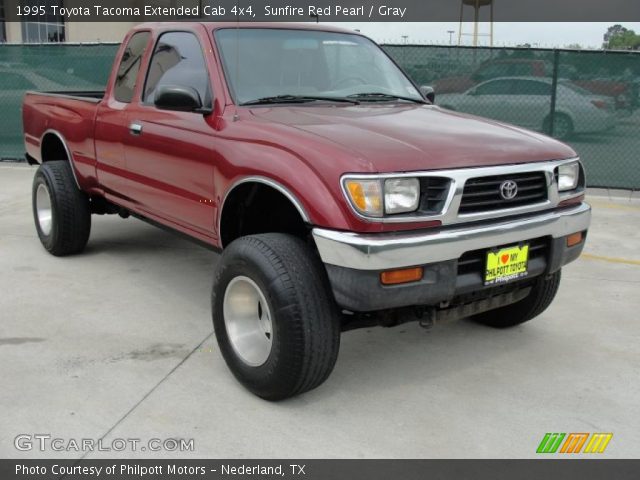 1995 Toyota Tacoma Extended Cab 4x4 in Sunfire Red Pearl