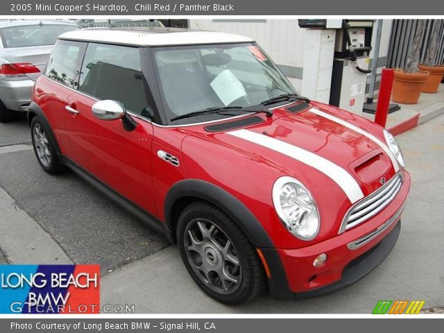 2005 Mini Cooper S Hardtop in Chili Red