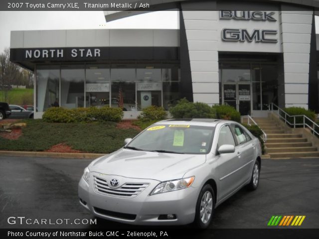 2007 Toyota Camry XLE in Titanium Metallic