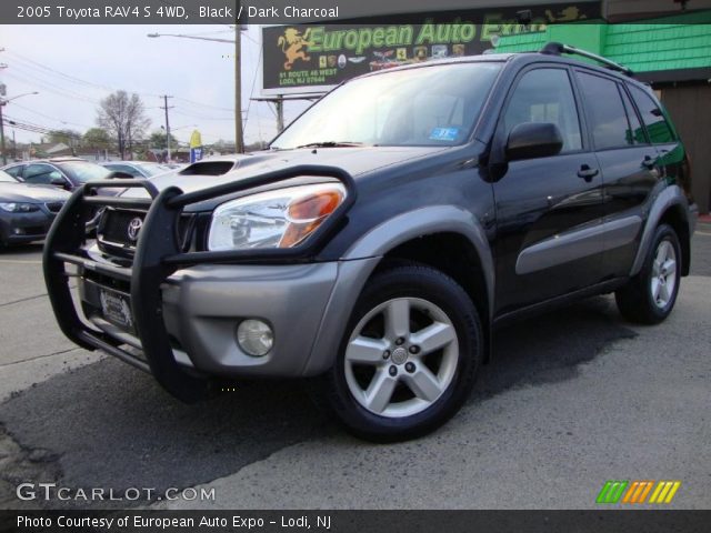 2005 Toyota RAV4 S 4WD in Black