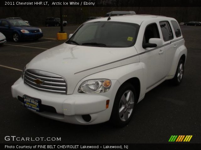 2011 Chevrolet HHR LT in Arctic Ice White
