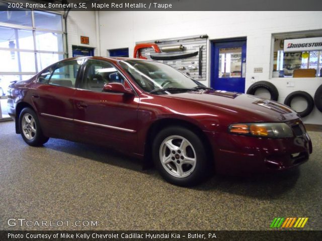 2002 Pontiac Bonneville SE in Maple Red Metallic