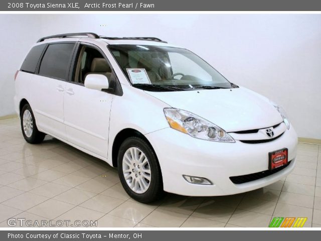 2008 Toyota Sienna XLE in Arctic Frost Pearl