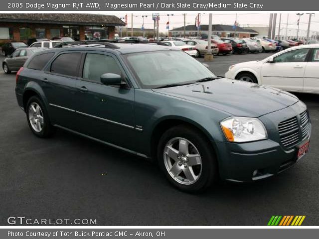 2005 Dodge Magnum R/T AWD in Magnesium Pearl