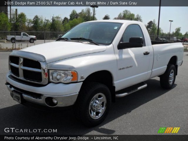 2005 Dodge Ram 2500 SLT Regular Cab 4x4 in Bright White