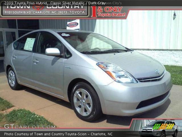 2009 Toyota Prius Hybrid in Classic Silver Metallic