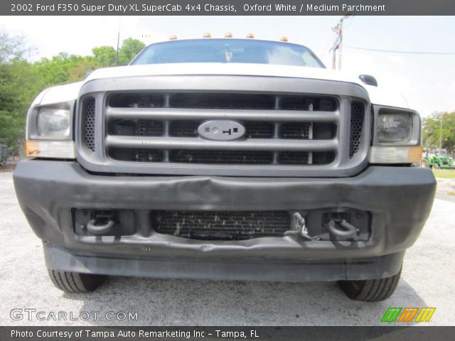 2002 Ford F350 Super Duty XL SuperCab 4x4 Chassis in Oxford White