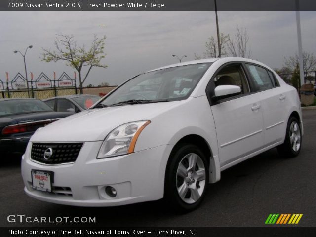 2009 Nissan Sentra 2.0 S in Fresh Powder White