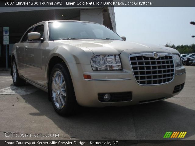 2007 Chrysler 300 Touring AWD in Linen Gold Metallic