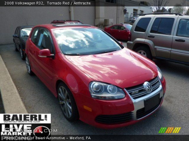 2008 Volkswagen R32  in Tornado Red