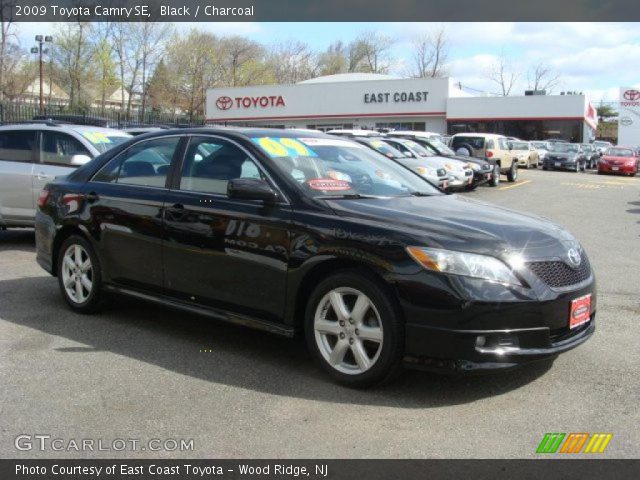2009 Toyota Camry SE in Black
