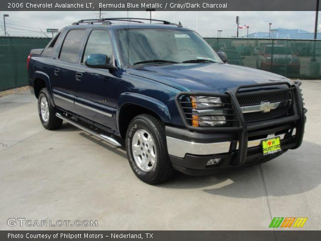 2006 Chevrolet Avalanche LT in Bermuda Blue Metallic