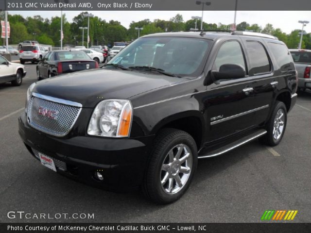 2011 GMC Yukon Denali AWD in Onyx Black