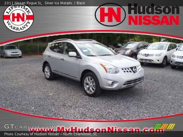 2011 Nissan Rogue SL in Silver Ice Metallic