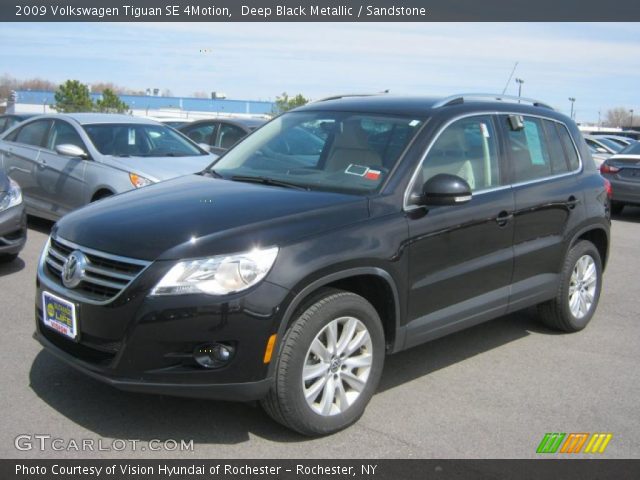 2009 Volkswagen Tiguan SE 4Motion in Deep Black Metallic