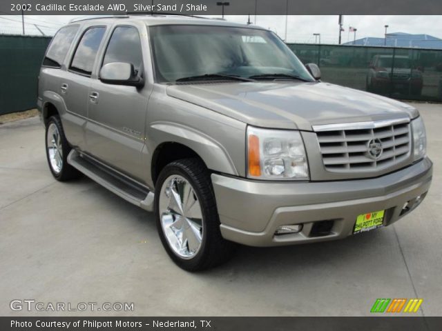 2002 Cadillac Escalade AWD in Silver Sand