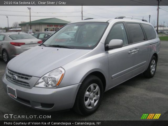2010 Kia Sedona LX in Clear Silver