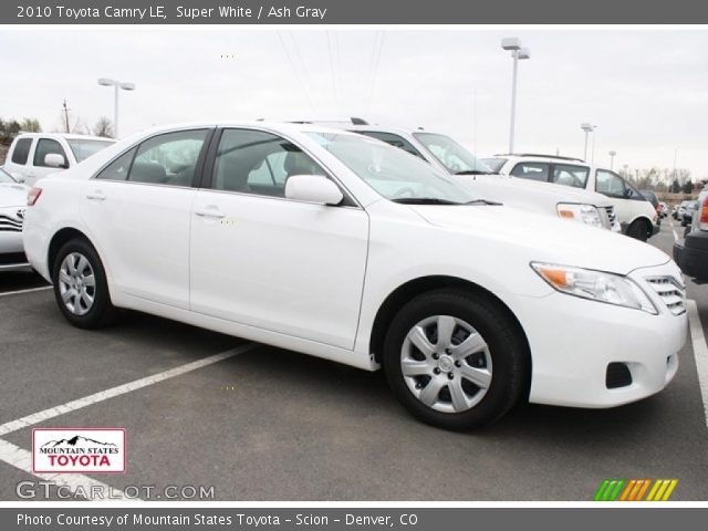 2010 Toyota Camry LE in Super White