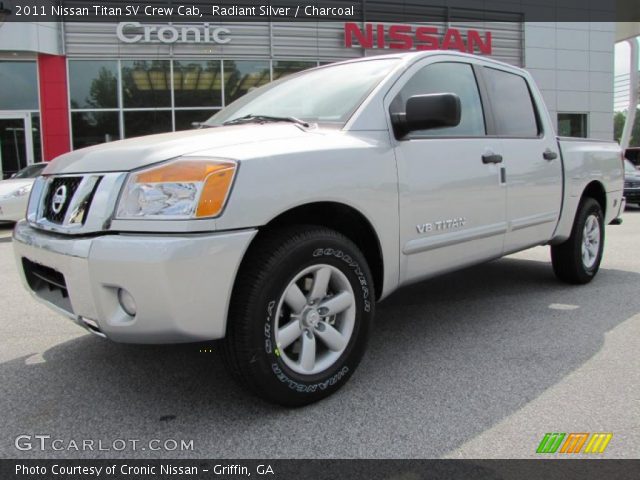 2011 Nissan Titan SV Crew Cab in Radiant Silver