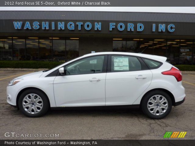 2012 Ford Focus SE 5-Door in Oxford White