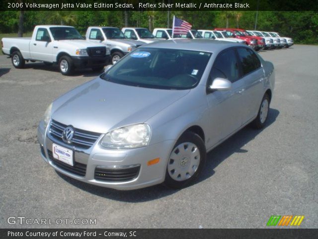 2006 Volkswagen Jetta Value Edition Sedan in Reflex Silver Metallic