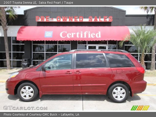 2007 Toyota Sienna LE in Salsa Red Pearl