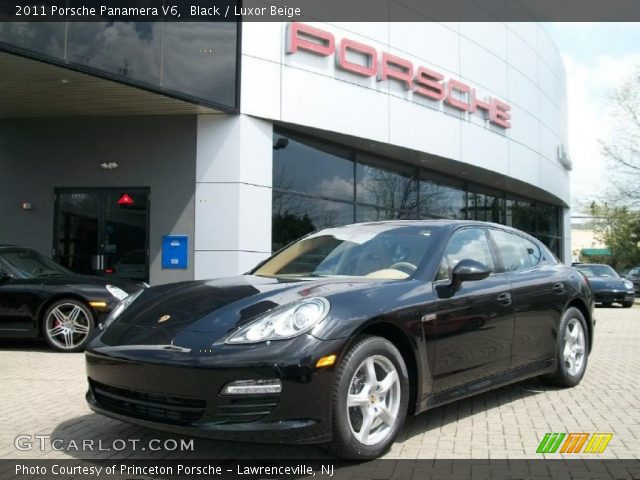 2011 Porsche Panamera V6 in Black