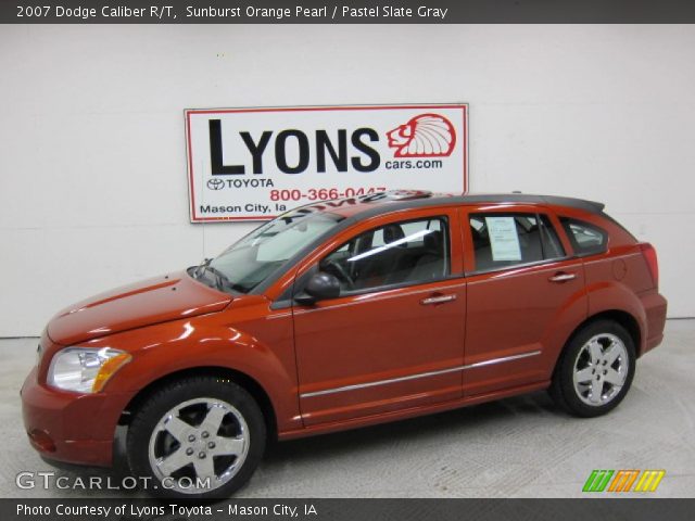 2007 Dodge Caliber R/T in Sunburst Orange Pearl