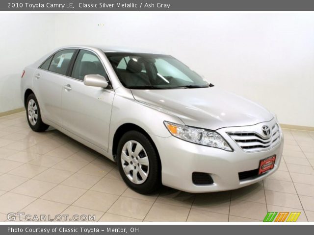 2010 Toyota Camry LE in Classic Silver Metallic